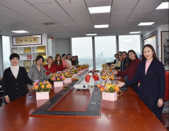 喜迎女王节，做新时代新女性